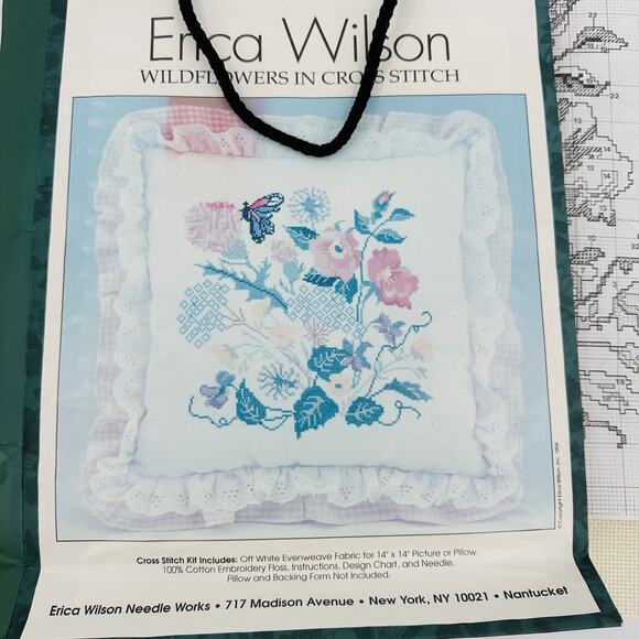 Vintage Erica Wilson Nantucket Wildflowers in CROSS STITCH Kit 14" x 14" Pillow - Picture 6 of 9